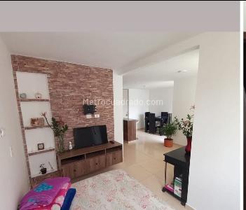 Apartamento de 2 alcobas en venta en Aguacatal, Cali, 62 m² · foto 4 de 14