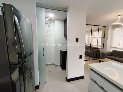 Apartamento de 2 alcobas en venta en Altos Del Poblado, Medellín, 69 m² · foto 5 de 20