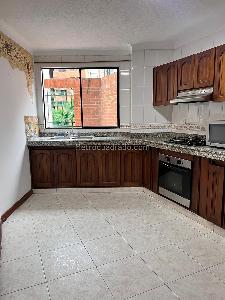 Apartamento de 3 alcobas en venta en Santa Teresita, Cali, 143 m² · foto 4 de 15