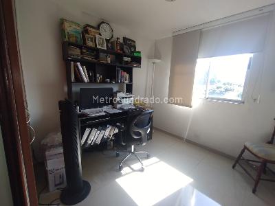 Apartamento de 3 alcobas en venta en Valle Del Lili, Cali, 81 m² · foto 8 de 10