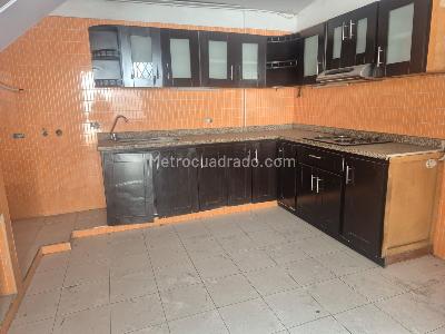Casa de 5 alcobas en venta en Napoles, Cali, 365 m² · foto 13 de 20