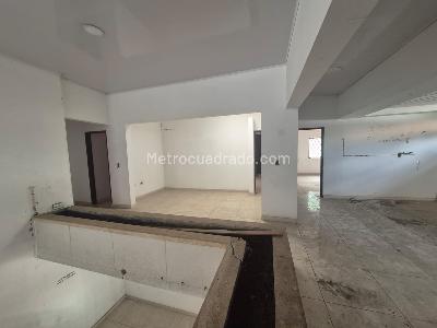 Casa de 5 alcobas en venta en Napoles, Cali, 365 m² · foto 17 de 20