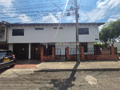 Casa de 5 alcobas en venta en Napoles, Cali, 365 m² · foto 20 de 20