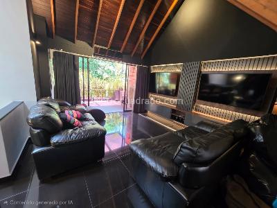 Casa de 3 alcobas en venta en San Lucas, Medellín, 229 m² · foto 8 de 20