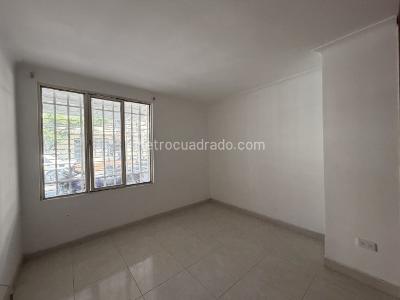 Casa de 5 alcobas en venta en Antonio Nariño, Cali, 210 m² · foto 14 de 18
