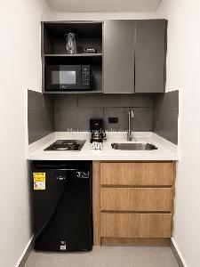 Apartamento de 1 alcoba en venta en Obrero, Envigado, 22 m² · foto 2 de 20