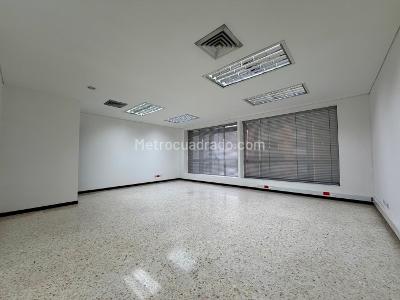 Office for rent in Centenario, Cali