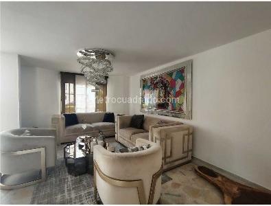 Casa de 5 alcobas en venta en El Ingenio, Cali, 256 m² · foto 3 de 20