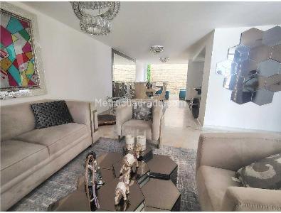 Casa de 5 alcobas en venta en El Ingenio, Cali, 256 m² · foto 4 de 20