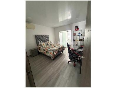 Casa de 5 alcobas en venta en El Ingenio, Cali, 240 m² · foto 12 de 20