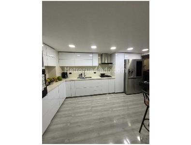 Casa de 5 alcobas en venta en El Ingenio, Cali, 240 m² · foto 3 de 20