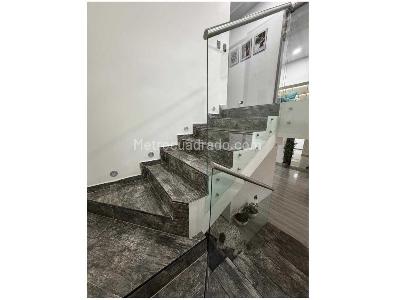 Casa de 5 alcobas en venta en El Ingenio, Cali, 240 m² · foto 9 de 20