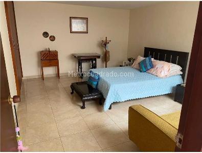 Casa de 4 alcobas en venta en La Flora, Cali, 317 m² · foto 13 de 19