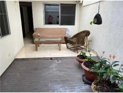 Casa de 4 alcobas en venta en La Flora, Cali, 317 m² · foto 5 de 19