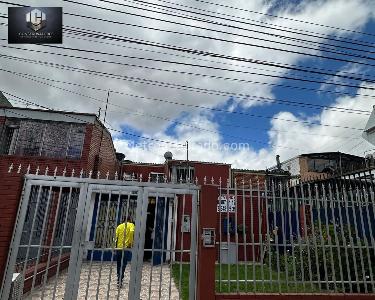 Casa de 3 alcobas en venta en Los Andes, Bogotá, 175 m² · foto 3 de 15