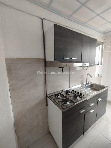 Apartaestudio en arriendo en Los Andes, Bogotá, 32 m² · foto 2 de 6