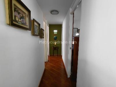 Apartamento de 3 alcobas en venta en Santa Teresa Usaquen, Bogotá, 53 m² · foto 5 de 16