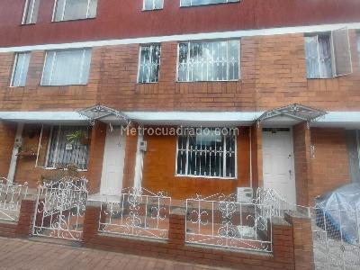 Casa de 3 alcobas en venta en Tierra Grata, Bogotá, 68 m² · foto 2 de 19