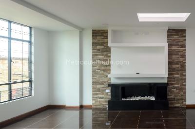Casa de 5 alcobas en venta en Siete Trojes, Funza, 325 m² · foto 16 de 20