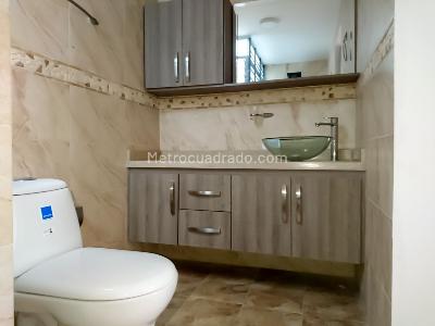 Casa de 5 alcobas en venta en Siete Trojes, Funza, 325 m² · foto 17 de 20