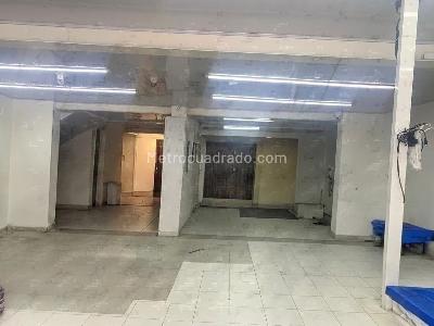 Casa en venta en San Felipe, Bogotá · foto 2 de 4