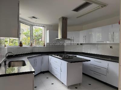 Casa de 5 alcobas en venta en Condominio Campestre El Peñon, Girardot, 800 m² · foto 12 de 20