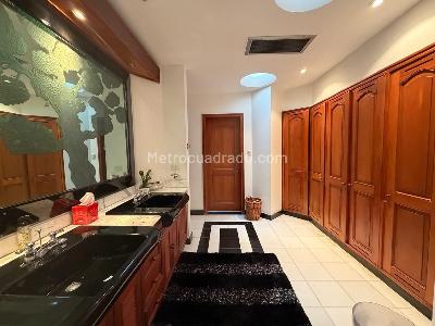 Casa de 5 alcobas en venta en Condominio Campestre El Peñon, Girardot, 800 m² · foto 16 de 20