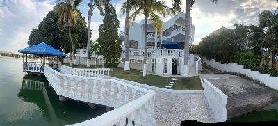 Casa de 5 alcobas en venta en Condominio Campestre El Peñon, Girardot, 800 m² · foto 5 de 20