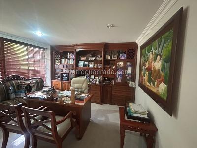 Casa de 5 alcobas en venta en Lagos Del Cacique, Bucaramanga, 350 m² · foto 6 de 20