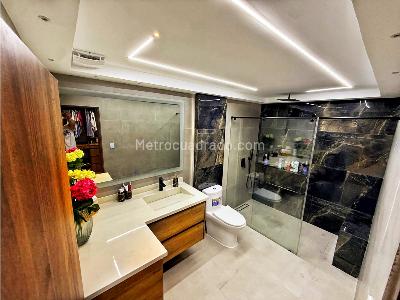 Casa de 3 alcobas en venta en San Alonso, Bucaramanga, 230 m² · foto 7 de 17