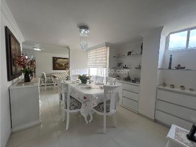 Apartamento de 3 alcobas en venta en El Tejar, Bucaramanga, 130 m² · foto 5 de 18