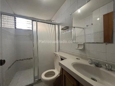 Apartamento de 4 alcobas en venta en Antiguo Campestre, Bucaramanga, 120 m² · foto 11 de 15