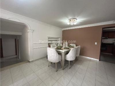 Apartamento de 4 alcobas en venta en Antiguo Campestre, Bucaramanga, 120 m² · foto 13 de 15