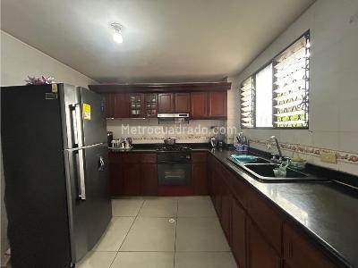 Apartamento de 4 alcobas en venta en Antiguo Campestre, Bucaramanga, 120 m² · foto 14 de 15
