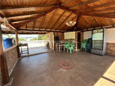 Casa de 5 alcobas en venta en La Victoria, Bucaramanga, 490 m² · foto 11 de 20