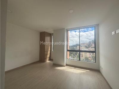 Apartaestudio en venta en El Redil, Bogotá, 17 m² · foto 2 de 10