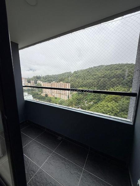 Apartamento Exclusivo de 2 Alcobas en Alto de Las Palmas - 3