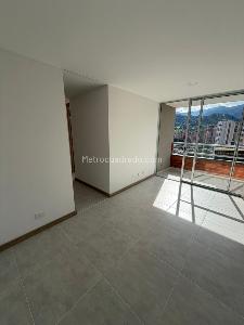 Apartamento de 3 alcobas en venta en La Doctora, Sabaneta, 72 m² · foto 2 de 20