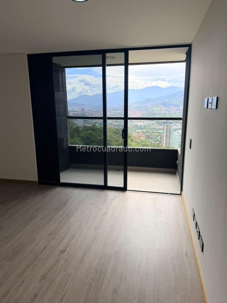 Apartamento de 3 habitaciones en arriendo en Alto de las Palmas, Medellín — imagen 1 de 19
