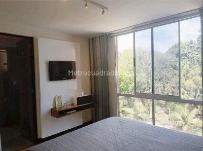 Apartamento de 3 alcobas en venta en Loma De Los Bernal, Medellín, 86 m² · foto 17 de 20