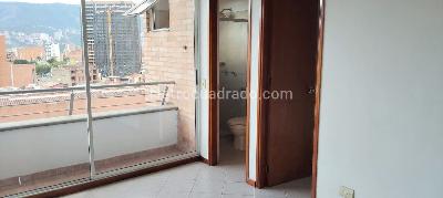 Apartamento en venta en La Floresta, Medellín · foto 4 de 14