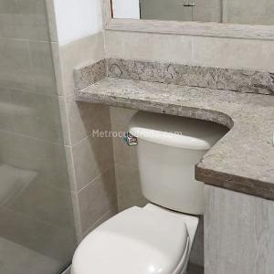 Apartamento en venta en La Floresta, Medellín · foto 5 de 14