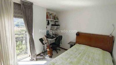 Apartamento en venta en Loma De Los Bernal, Medellín · foto 16 de 20