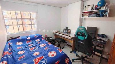 Apartamento en venta en Loma De Los Bernal, Medellín · foto 18 de 20