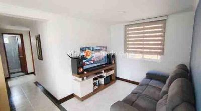 Apartamento en venta en Loma De Los Bernal, Medellín · foto 10 de 20