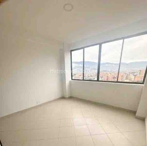 Apartamento en venta en Calasanz, Medellín · foto 2 de 11