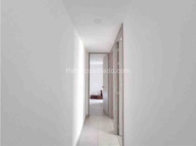 Apartamento de 3 alcobas en venta en Aves Maria, Sabaneta, 77 m² · foto 6 de 16