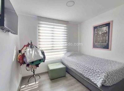 Apartamento de 3 alcobas en venta en Aves Maria, Sabaneta, 77 m² · foto 8 de 16