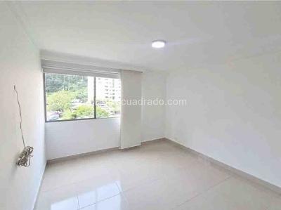 Apartamento de 3 alcobas en venta en Laureles, Medellín, 100 m² · foto 17 de 20