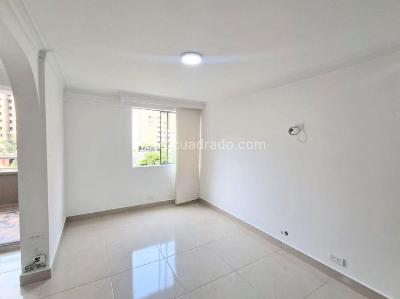 Apartamento de 3 alcobas en venta en Laureles, Medellín, 100 m² · foto 4 de 20